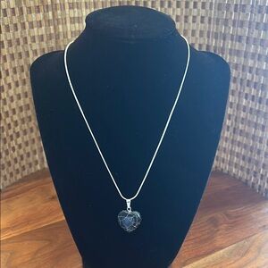 Elegant Black Stone Heart Pendant Necklace